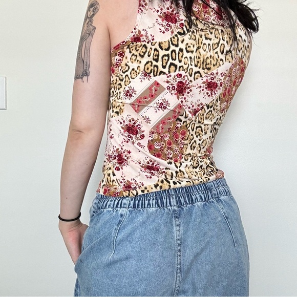 rave y2k ruffle vneck printed top small - Picture 2 of 3